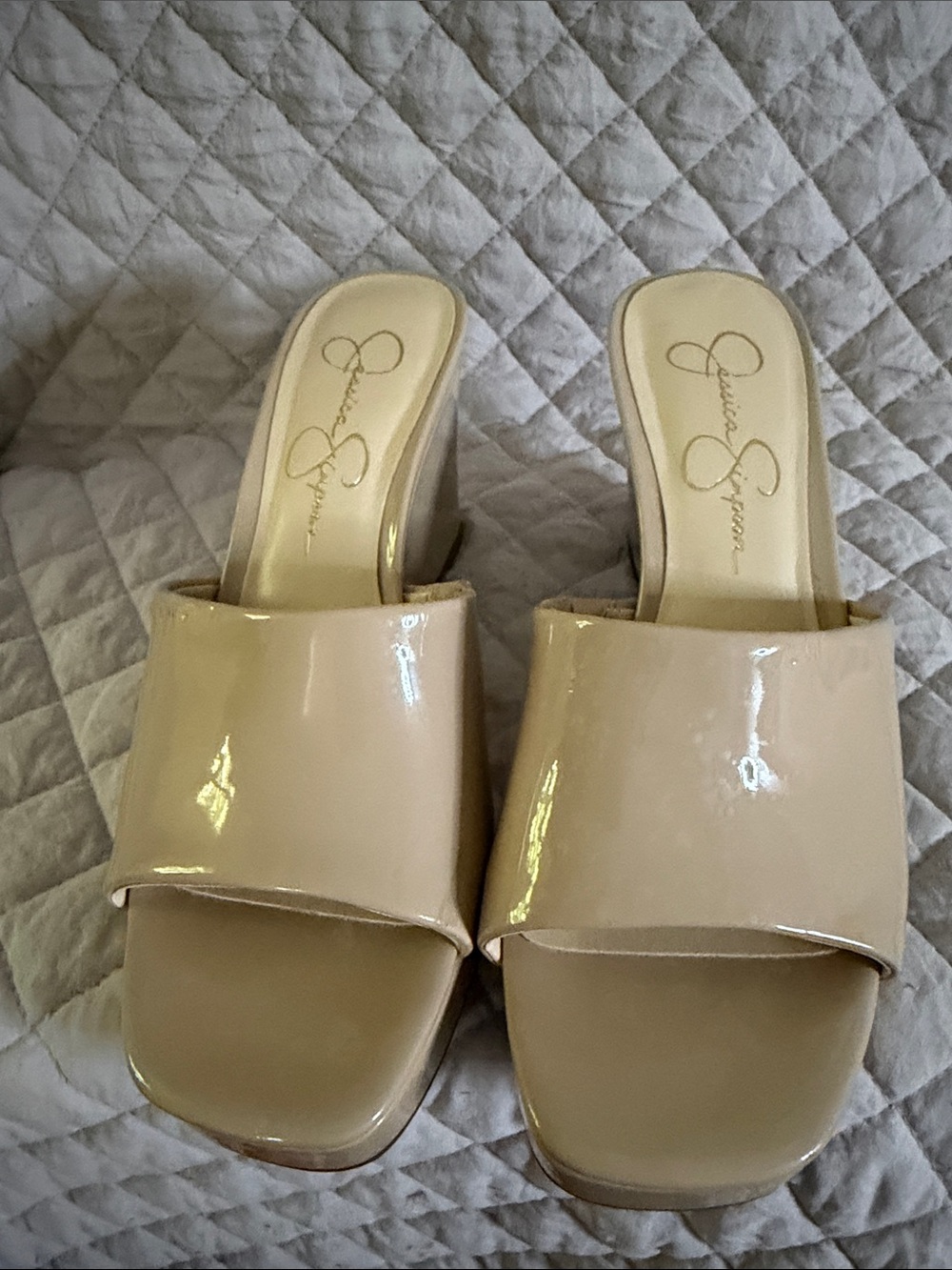 Jessica Simpson Beige Patent Slide Mules